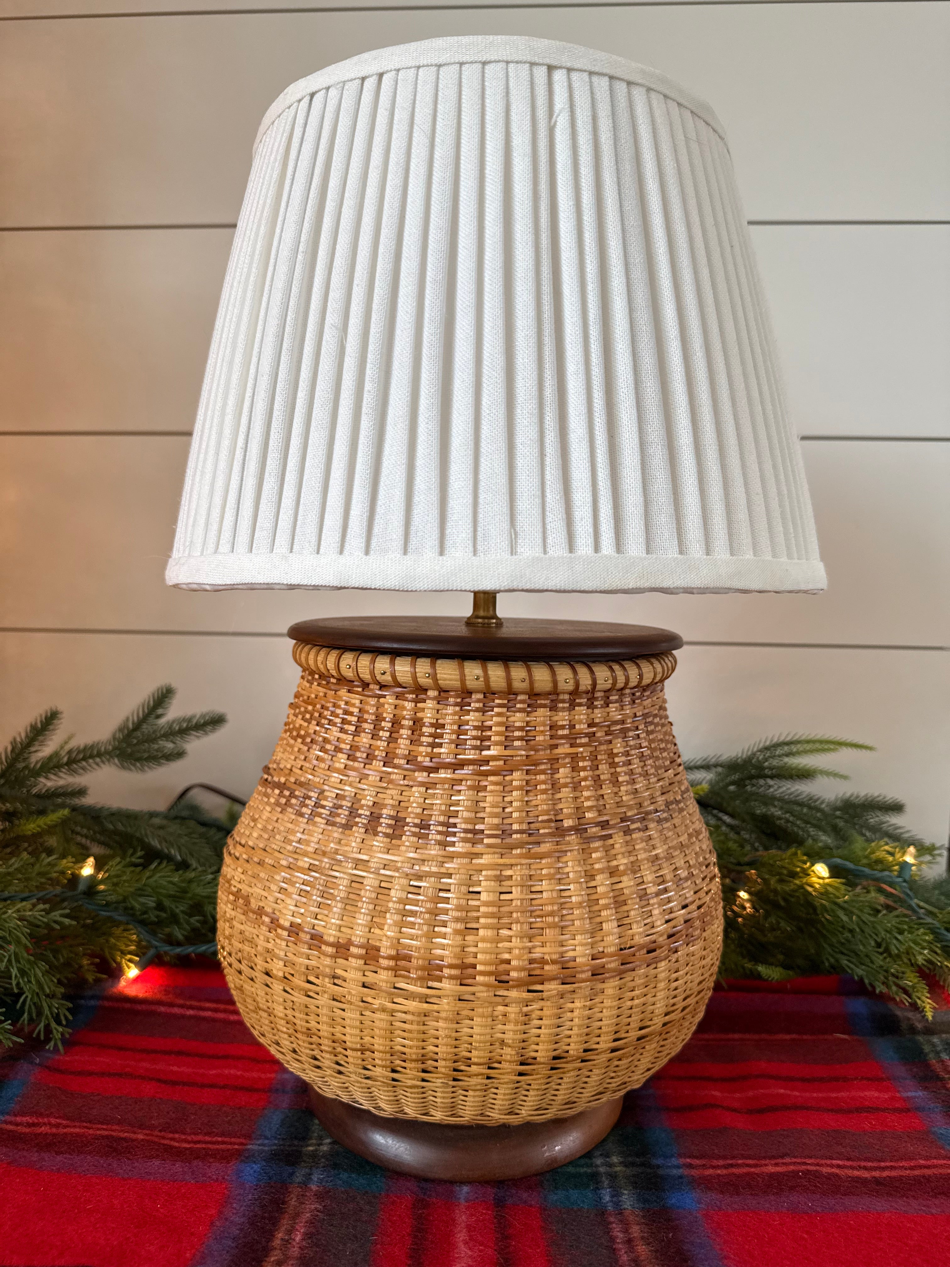 Nantucket Basketweave Table Lamp