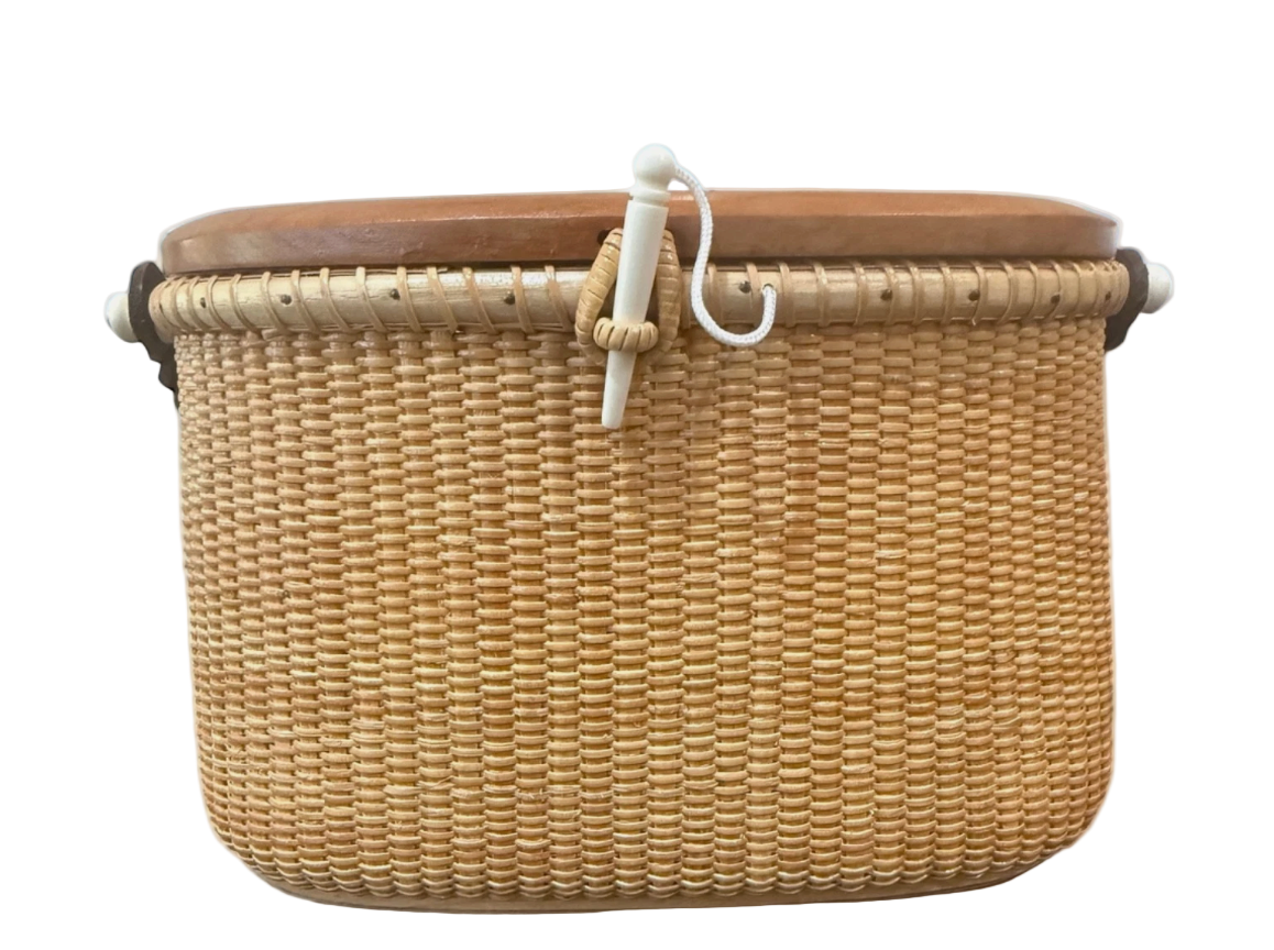 Vintage Nantucket Basket Creel Purse
