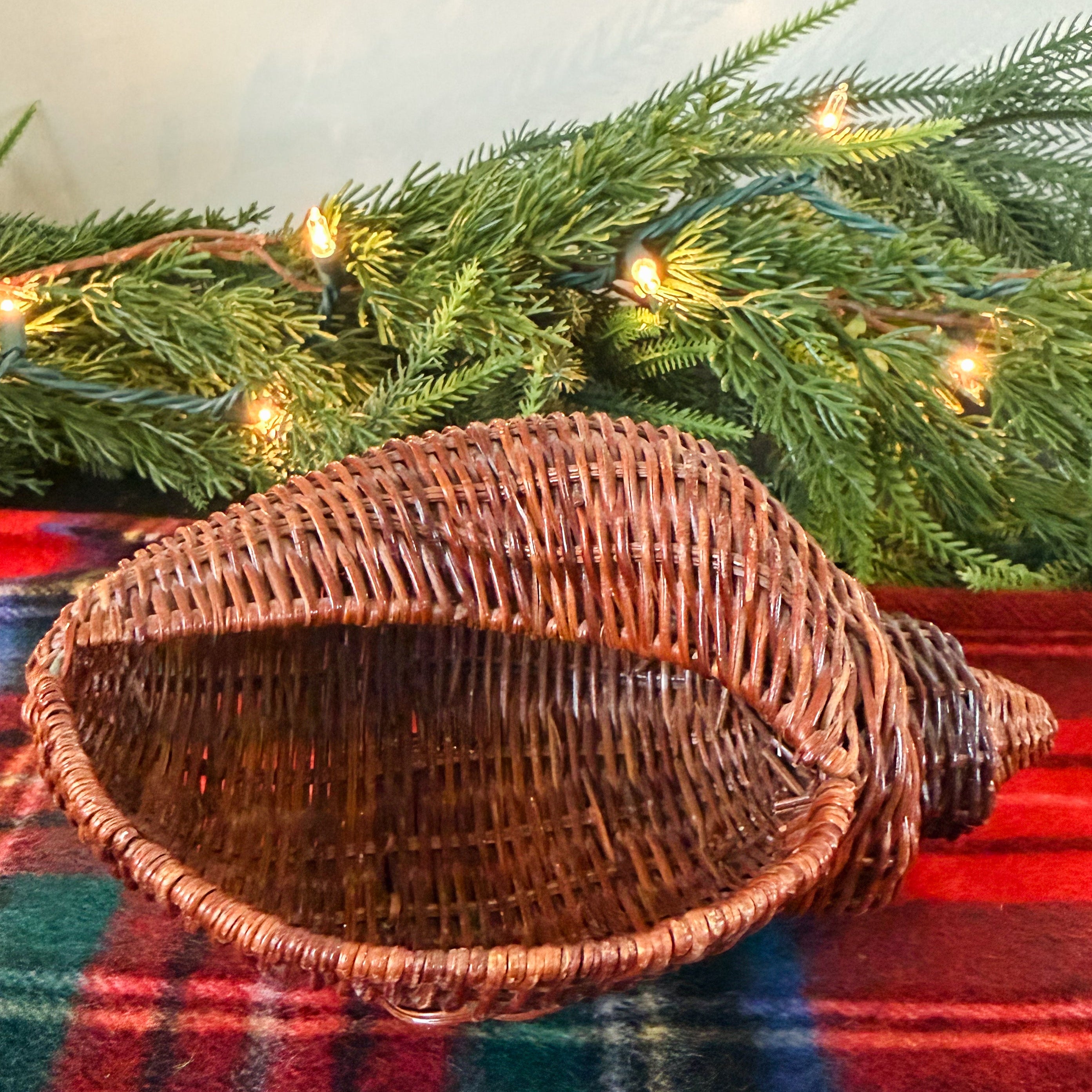 Vintage Shell Wicker Rattan Woven Basket